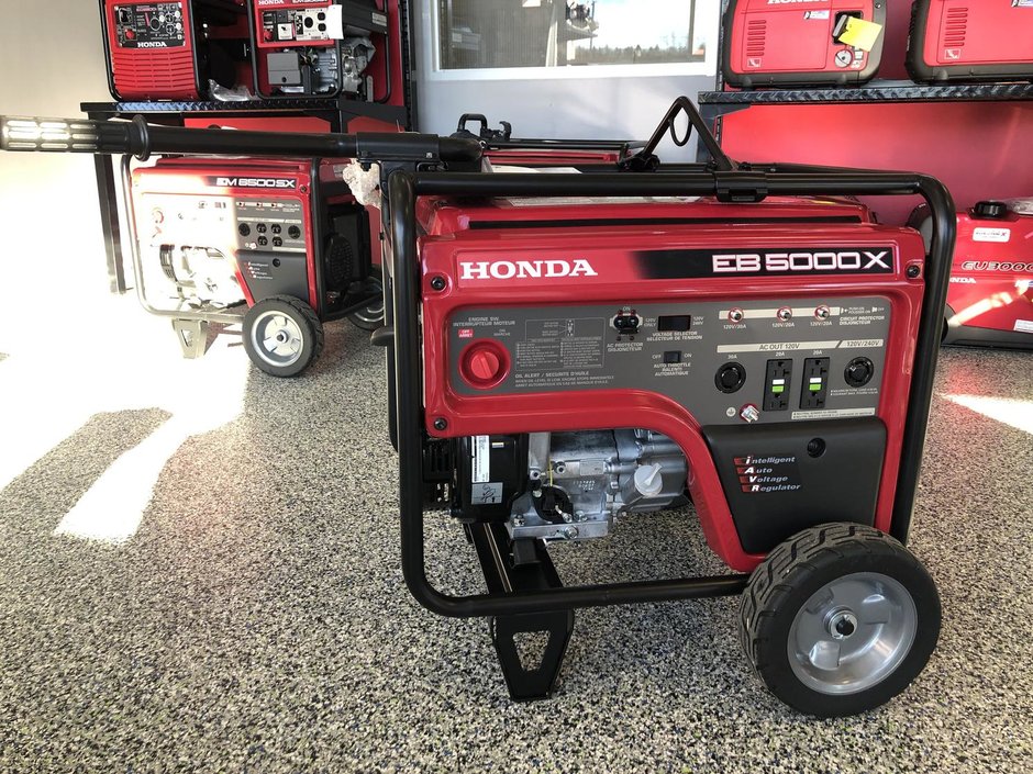 2024 Honda EB5000X3CT2 DEMARREUR MANUELLE