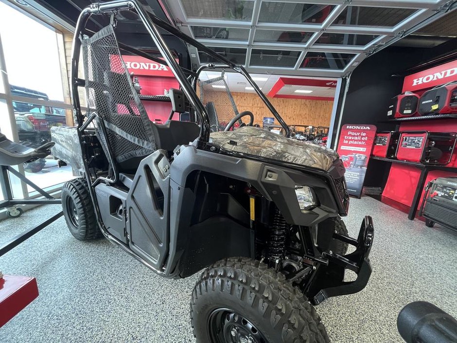 2025 Honda PIONEER 520