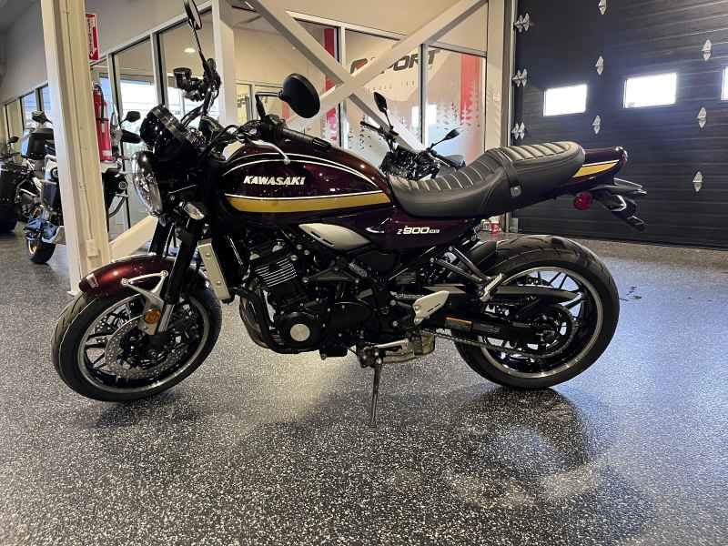 2025 Kawasaki Z900RS