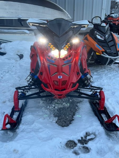 2025 Polaris 9R INDY XCR 136 LE 70e ANNIV