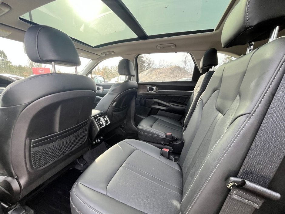 2022 Kia Sorento EX+