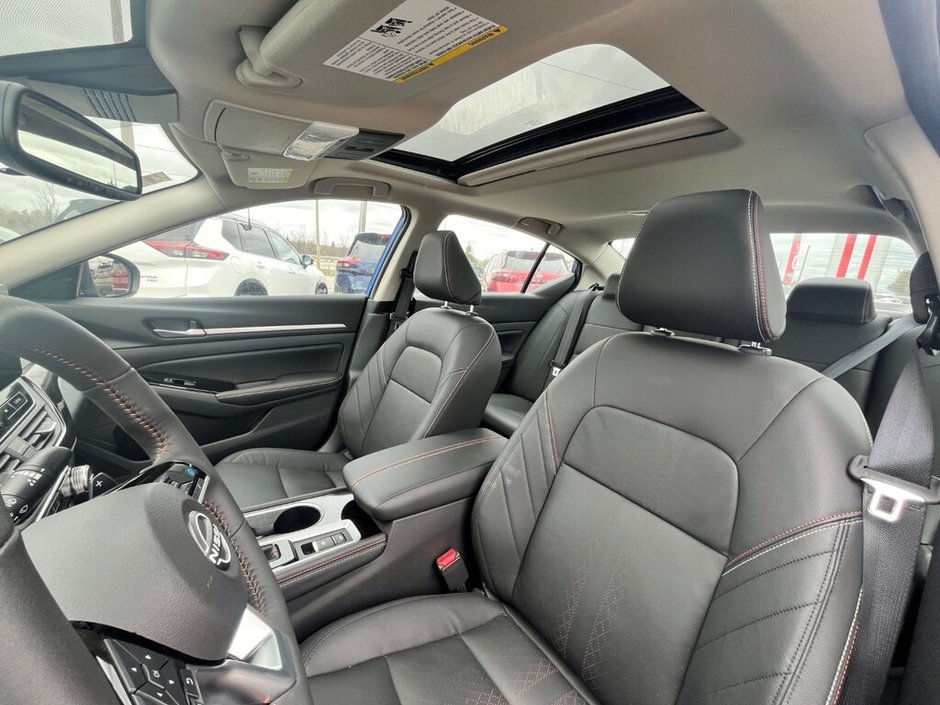 2025 Nissan Altima SR