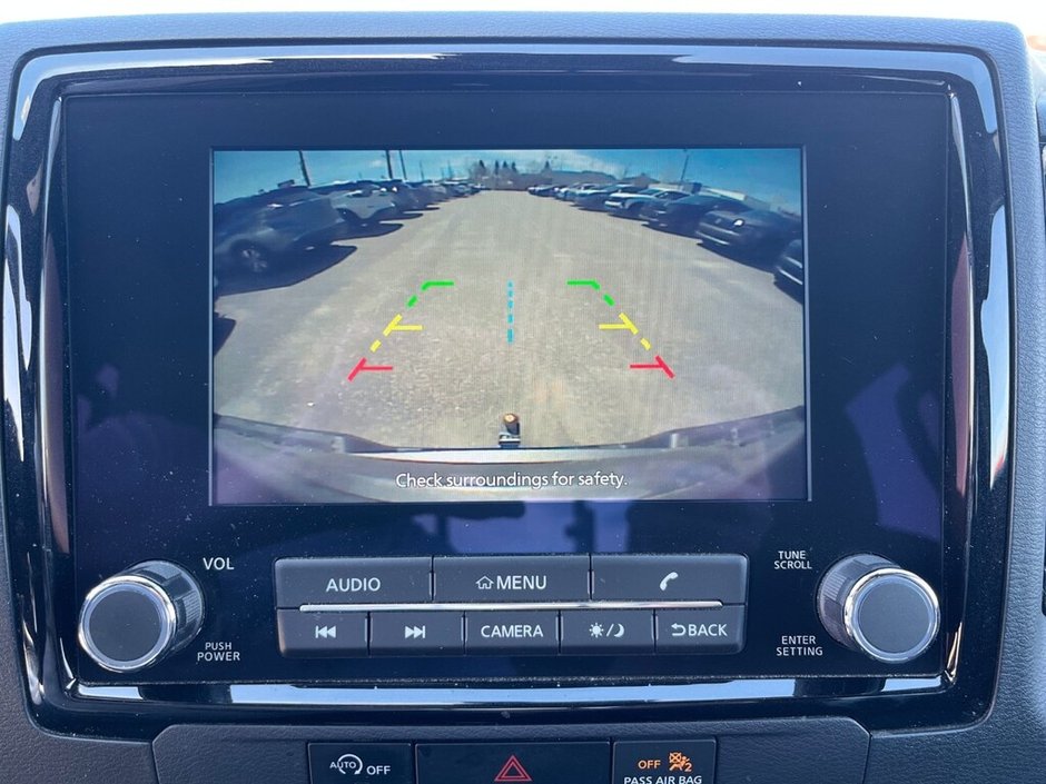2023 Nissan Frontier SV