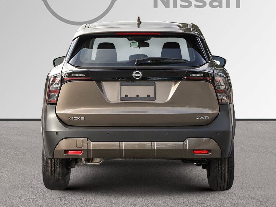 2026 Nissan Kicks S-4