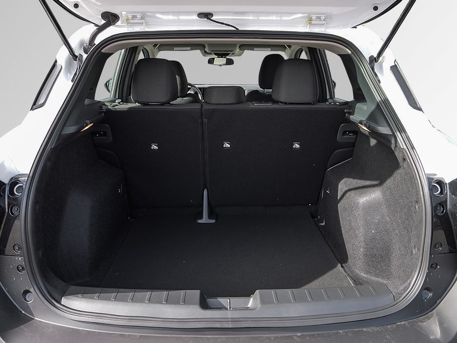 2026 Nissan Kicks S-6
