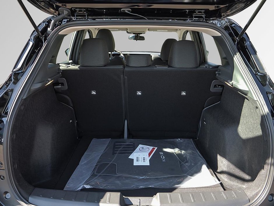 2026 Nissan Kicks S-6