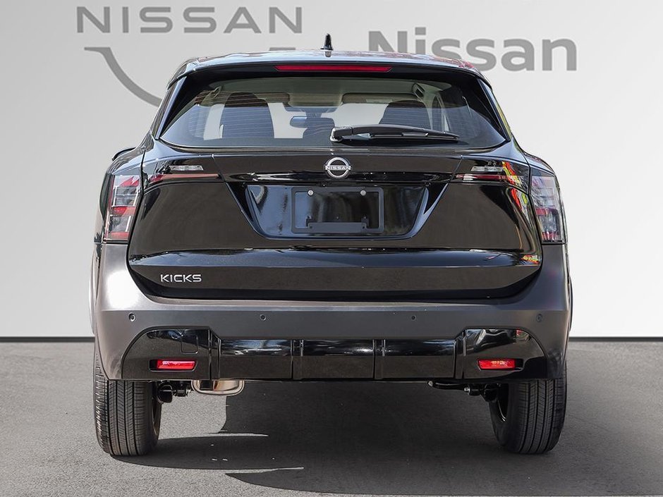 2026 Nissan Kicks S-4