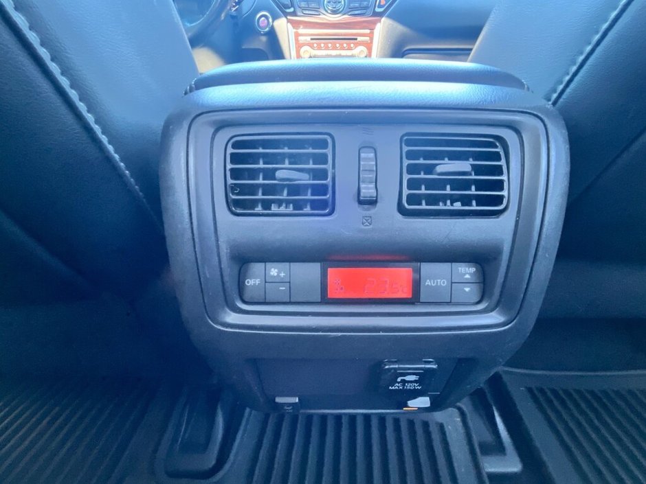 2015 Nissan Pathfinder SL
