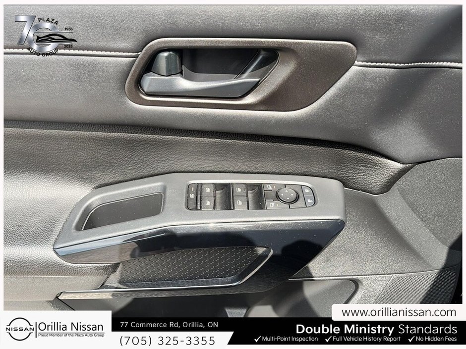 2024 Nissan Pathfinder S