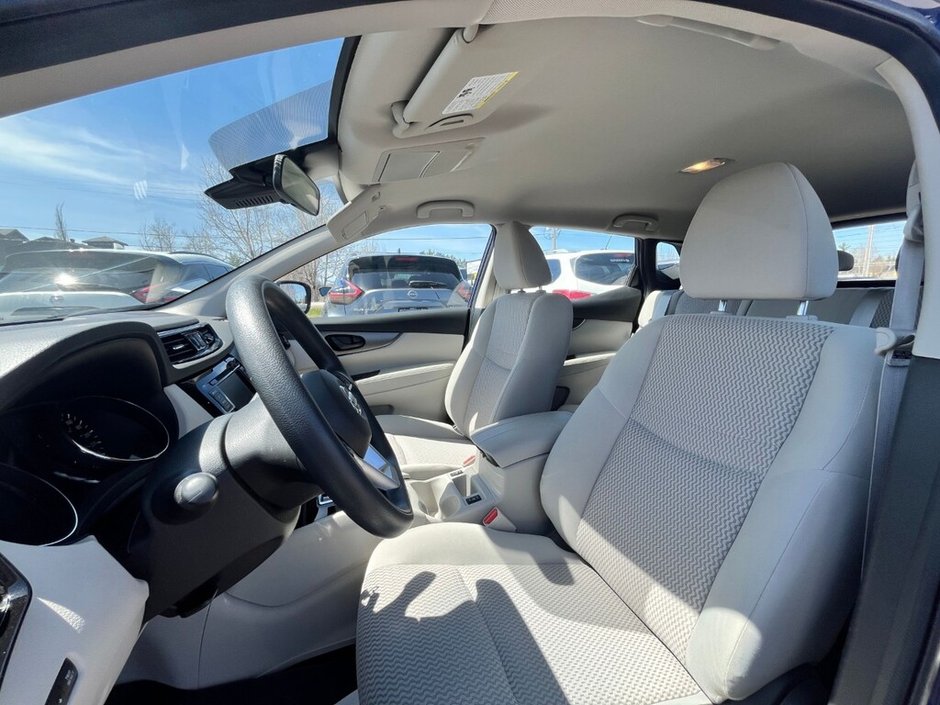 2022 Nissan Qashqai S