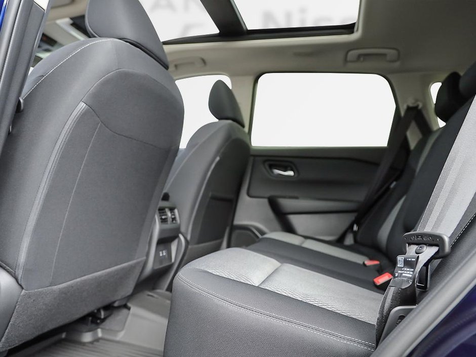 2026 Nissan Rogue SV Moonroof-25
