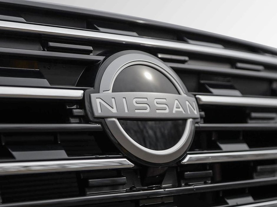 2026 Nissan Rogue S-8