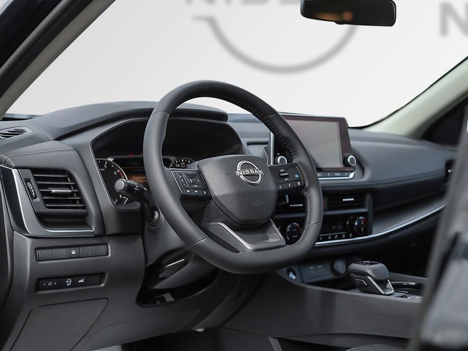 2026 Nissan Rogue SV Moonroof-11