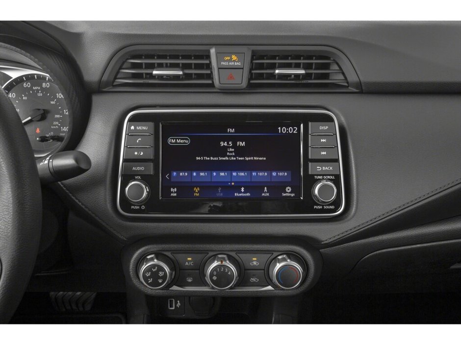 2021 Nissan Versa SV