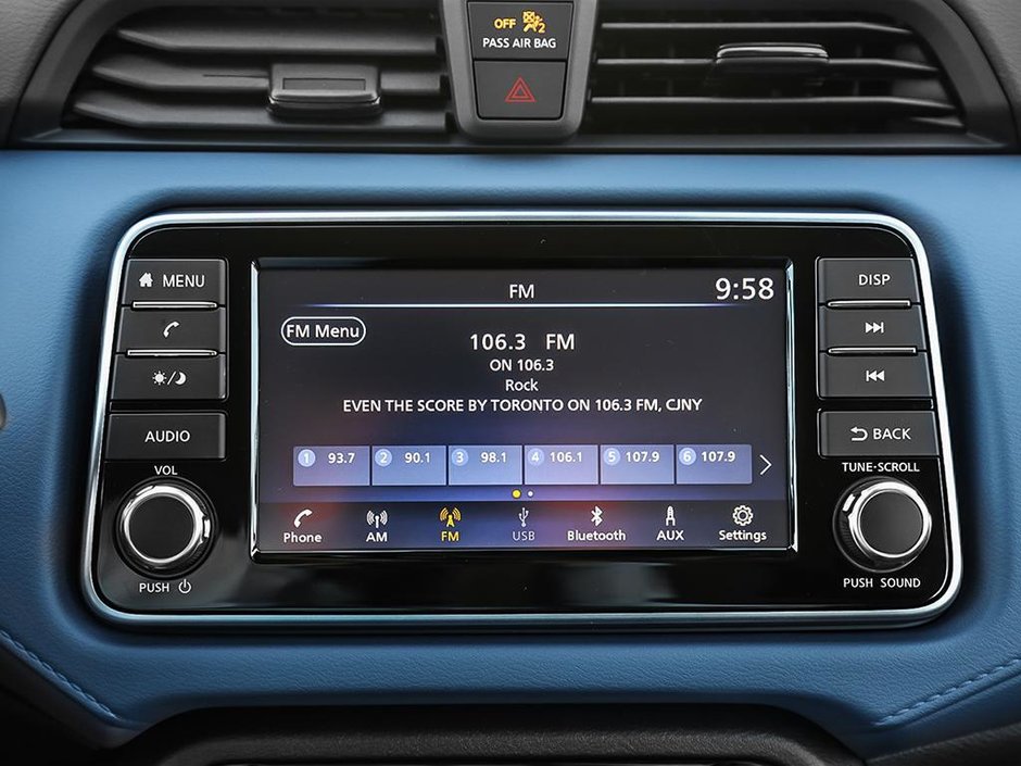 2025 Nissan Versa SV-22