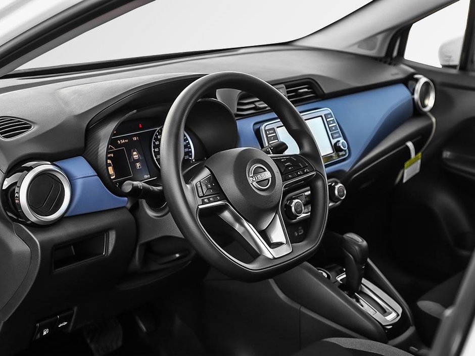 2025 Nissan Versa SV-16