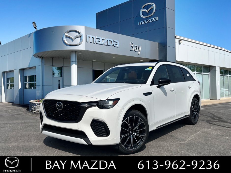 2025 Mazda CX-70 Hybrid in Pickering, Ontario - w940px