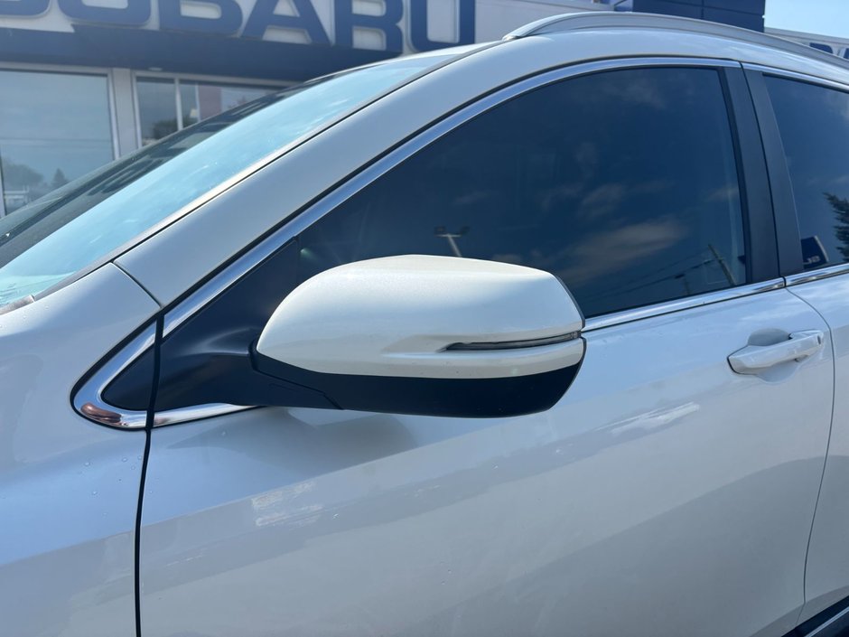2017 Honda CR-V Touring Great condition. Includes snows on Alloy rims.