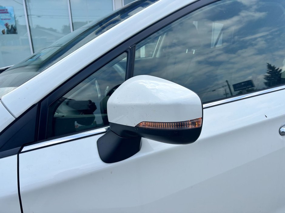 2021 Subaru Crosstrek Limited One Owner. Low Kilometers. Clean CarFax.
