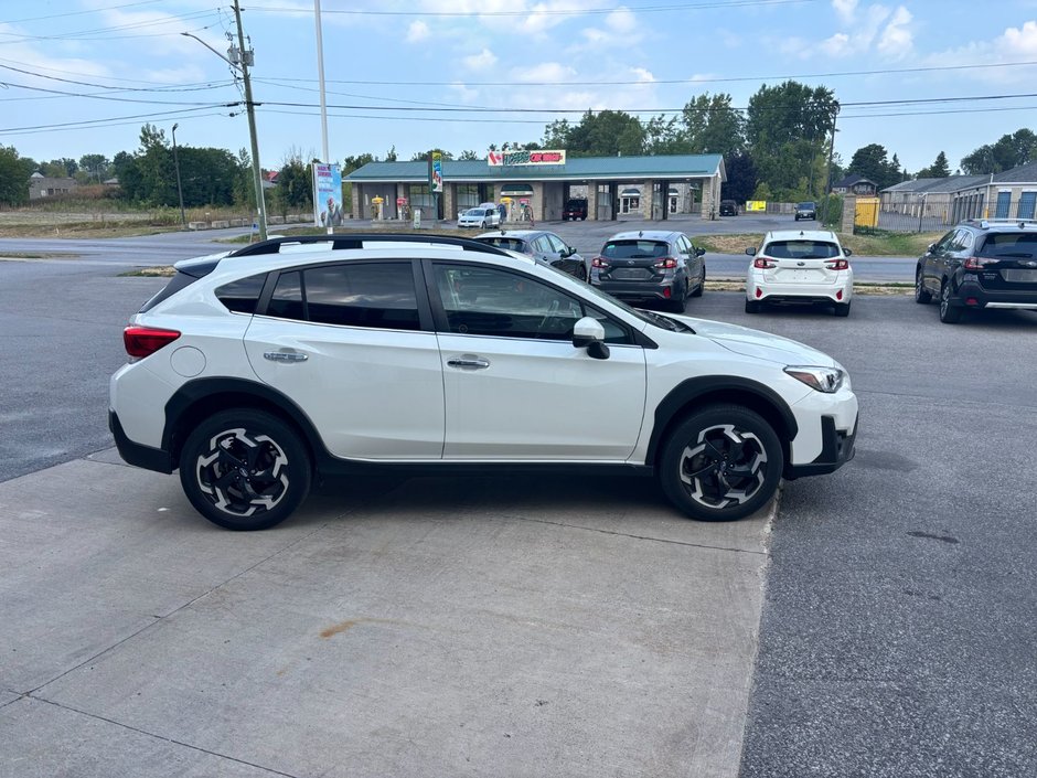 2021 Subaru Crosstrek Limited One Owner. Low Kilometers. Clean CarFax.
