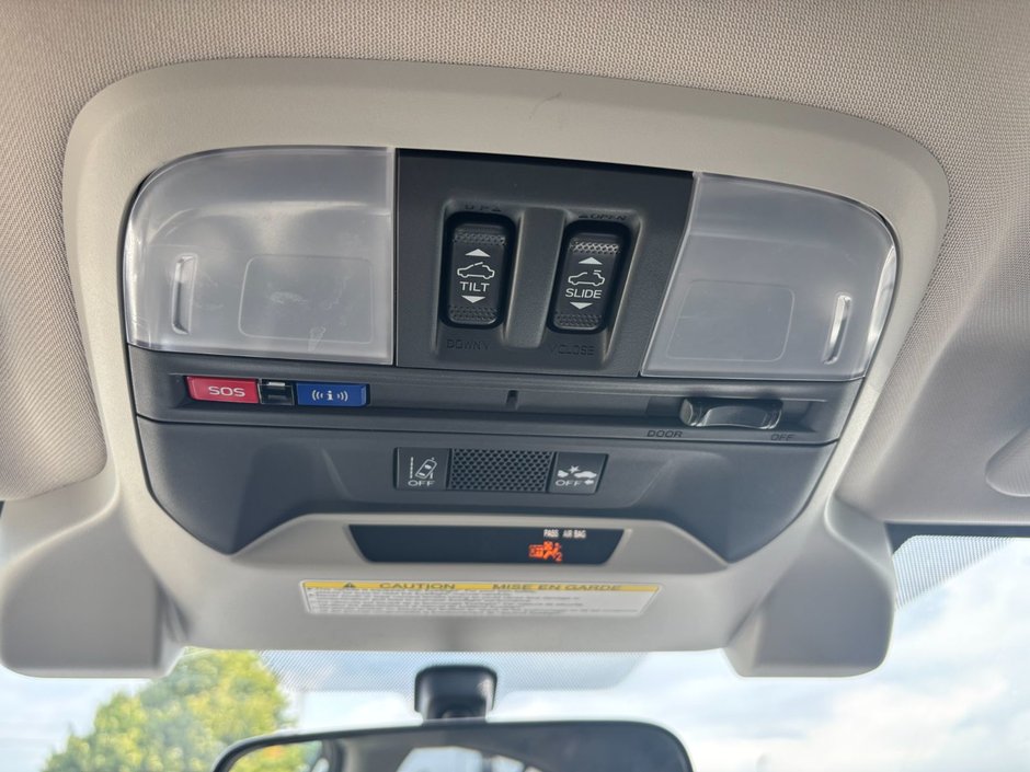2021 Subaru Crosstrek Limited One Owner. Low Kilometers. Clean CarFax.