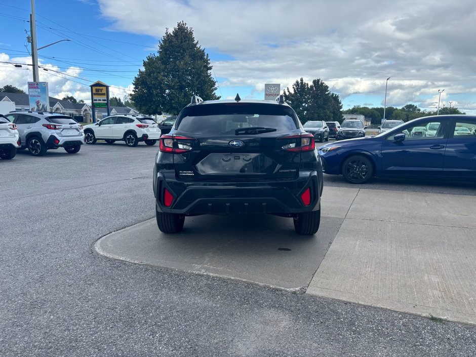 2024 Subaru Crosstrek Onyx Onyx Package, full service history.