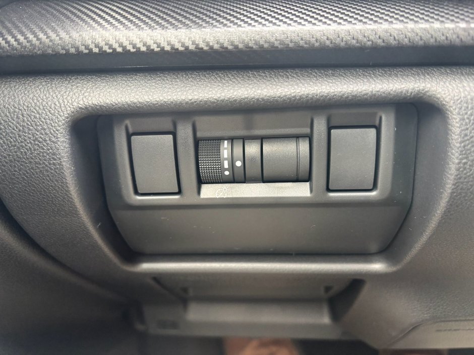 2025 Subaru Crosstrek Limited 18