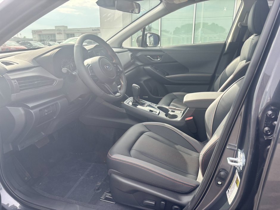 2025 Subaru Crosstrek Limited Magnetite Grey. 18-inch Alloy Wheels. Harmon Kardon premium audio system. 10-way power driver's seat