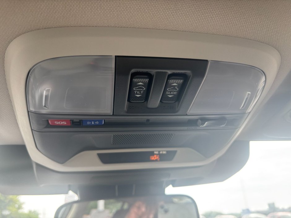 2025 Subaru Crosstrek Limited Magnetite Grey. 18-inch Alloy Wheels. Harmon Kardon premium audio system. 10-way power driver's seat