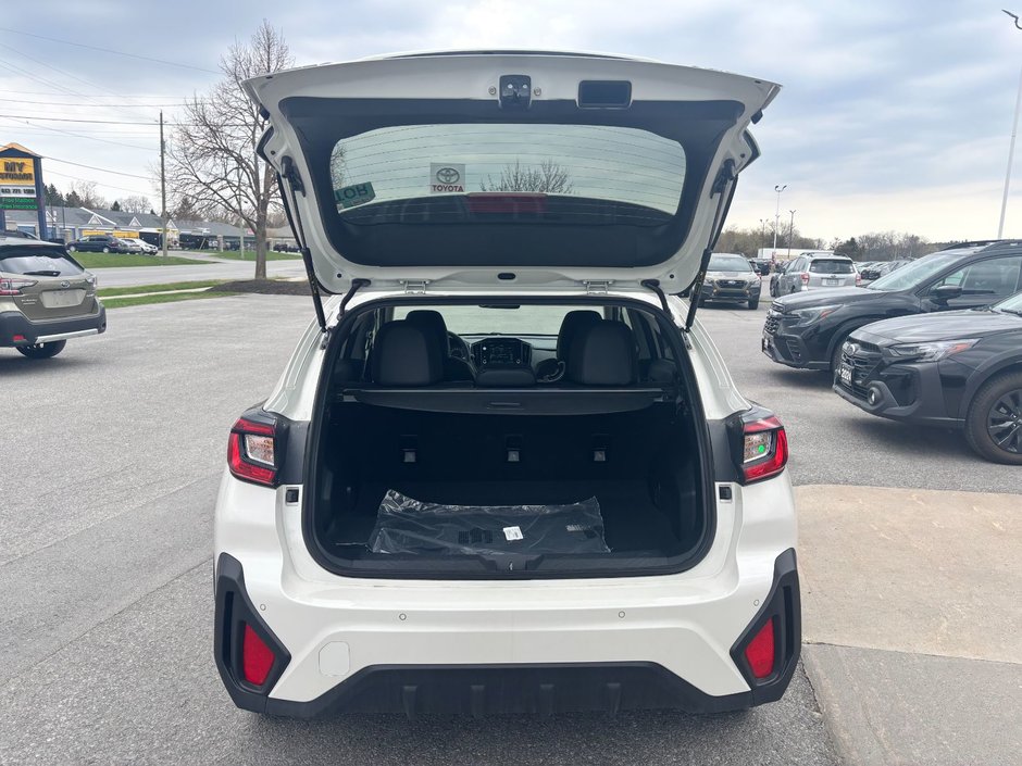 2025 Subaru Crosstrek Limited Navigation, leather interior, 18-inch alloy wheels, sunroof and more.