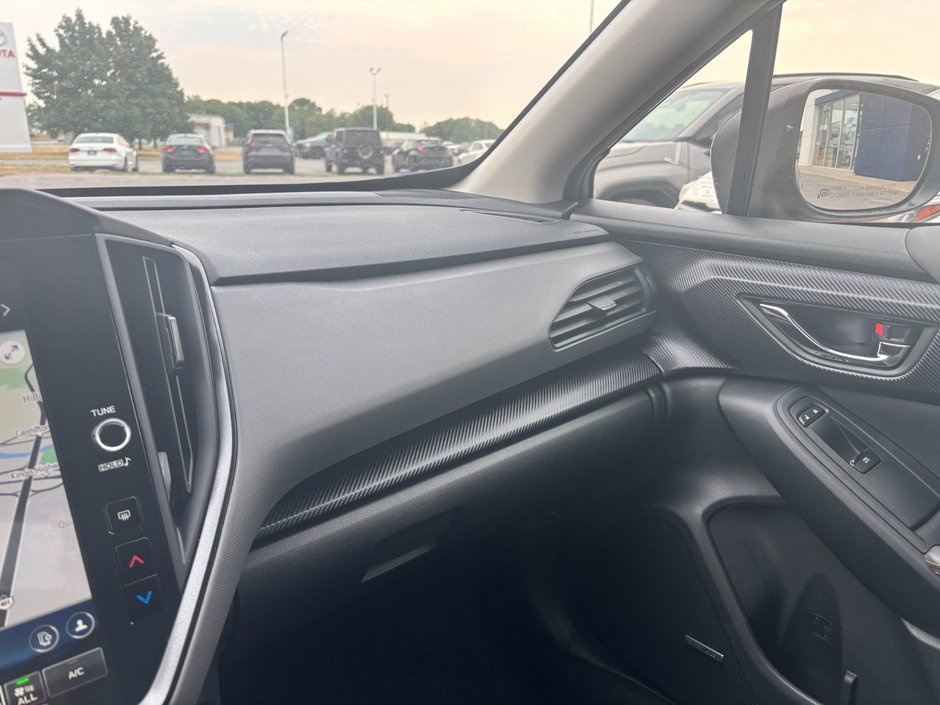 2025 Subaru Crosstrek Limited Leather, navigation, 18-inch alloy wheels, Harmon Kardon audio system and more!