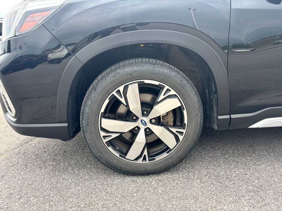2019 Subaru Forester Premier Full service history, one owner, non smoker.