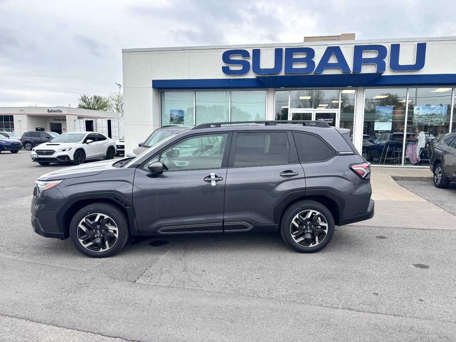 2025 Subaru Forester Limited Navigation, Leather interior, Heated Front and Rear Seats, Handsfree Liftgate.