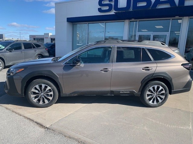 2024 Subaru Outback Limited Brilliant Bronze Metallic - Leather, Navigation, Sunroof, Hands Free Power Rear Gate