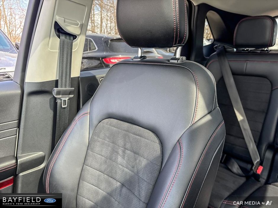 2022 Ford Escape SEL-19
