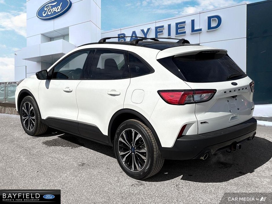 2022 Ford Escape SEL-3