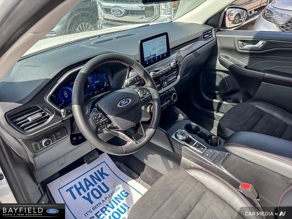 2022 Ford Escape SEL-12