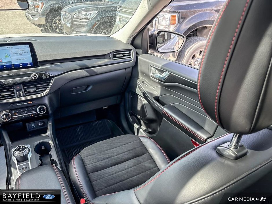2022 Ford Escape SEL-24