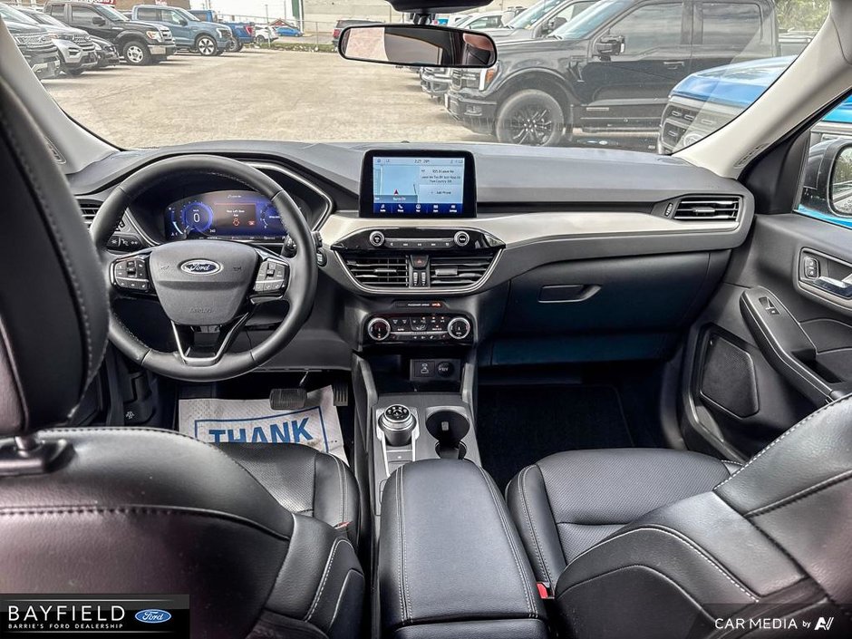 2022 Ford Escape SEL-23