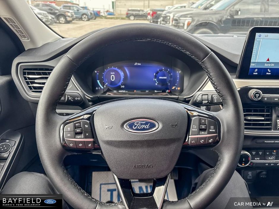 2022 Ford Escape SEL-13