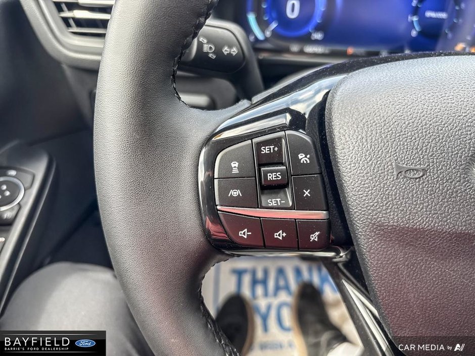 2022 Ford Escape SEL-15
