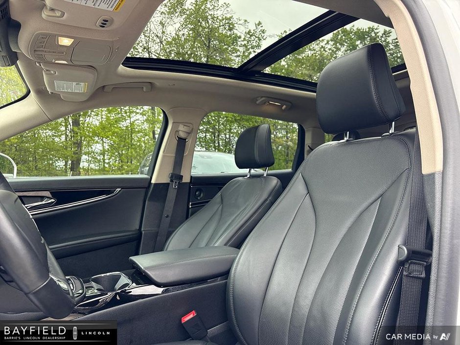 2023 Lincoln NAUTILUS Reserve-21