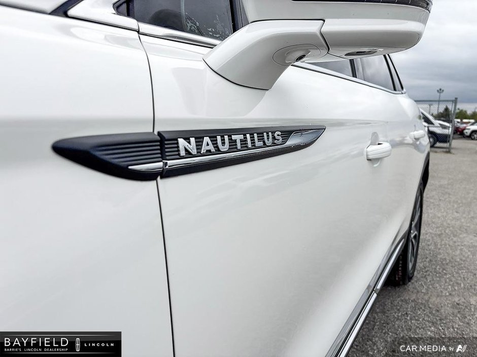 2023 Lincoln NAUTILUS Reserve-7
