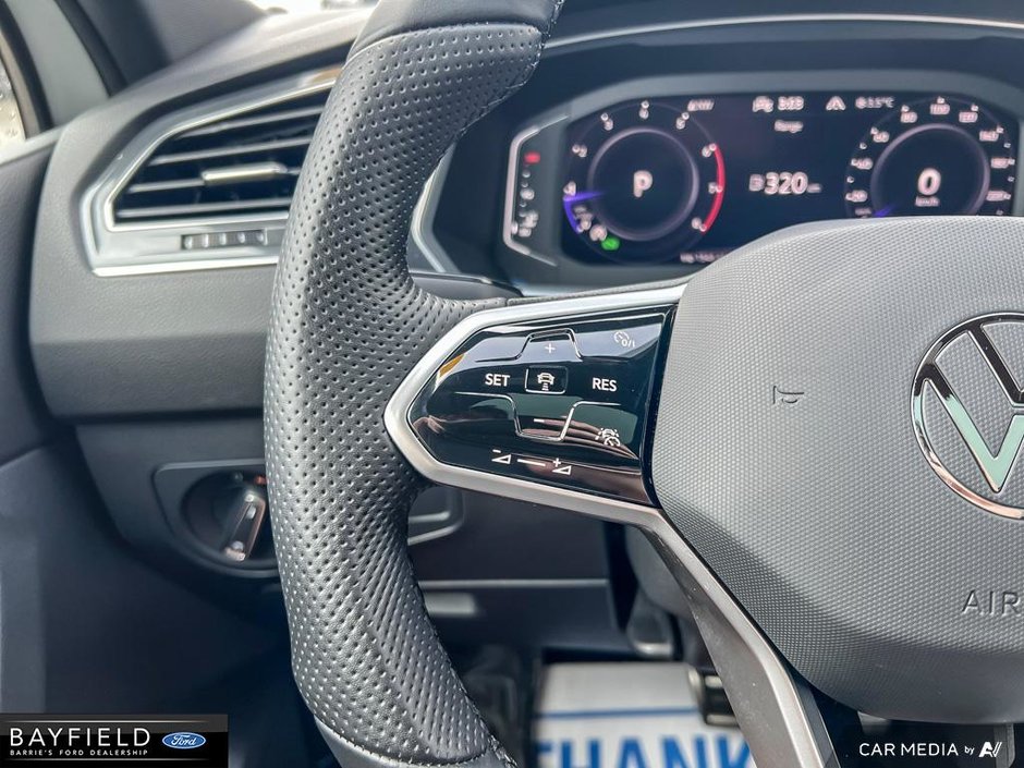 2022 Volkswagen Tiguan Comfortline R-Line Black Edition-15