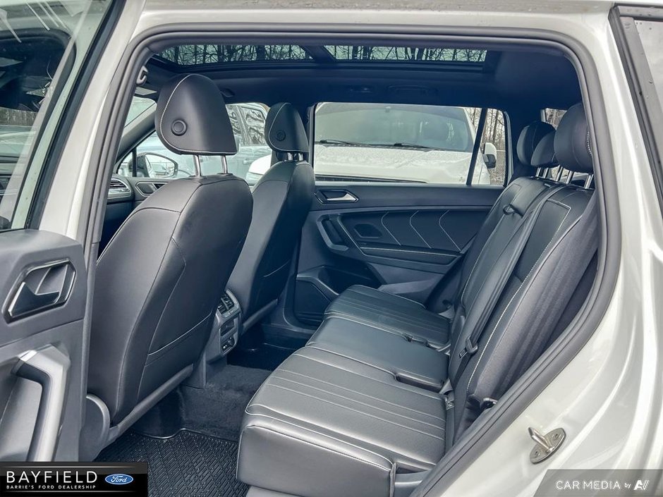 2022 Volkswagen Tiguan Comfortline R-Line Black Edition-22
