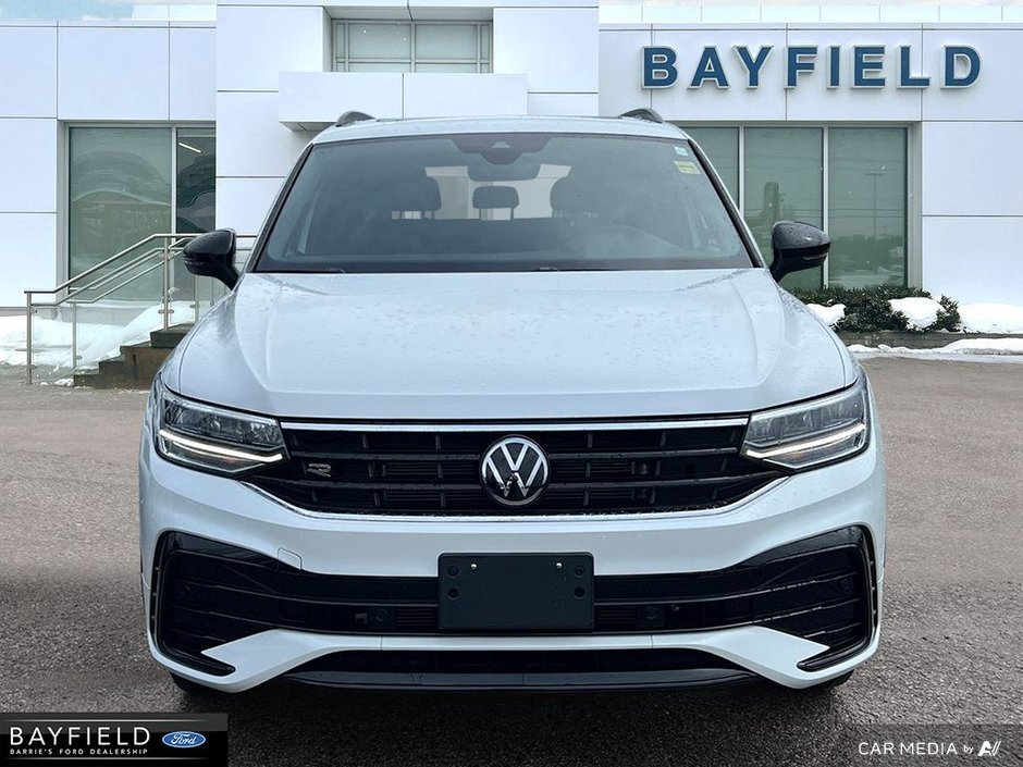 2022 Volkswagen Tiguan Comfortline R-Line Black Edition-1