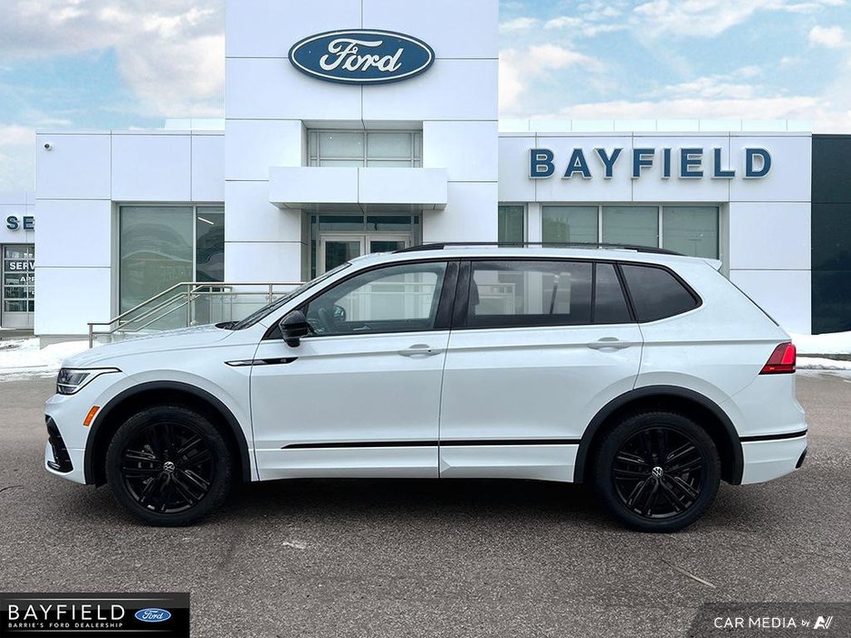 2022 Volkswagen Tiguan Comfortline R-Line Black Edition-2