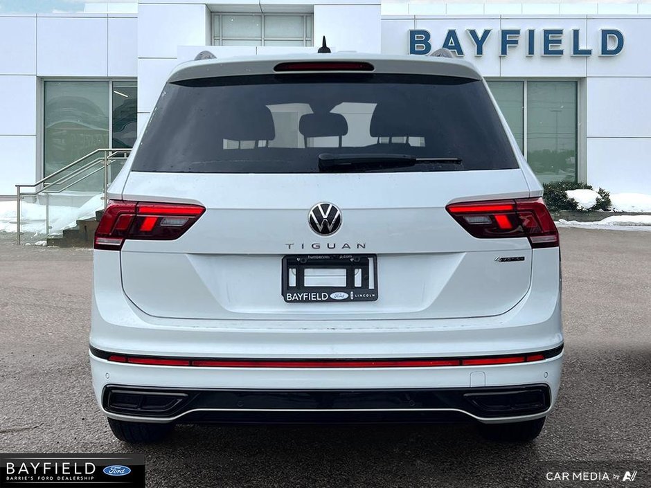 2022 Volkswagen Tiguan Comfortline R-Line Black Edition-4