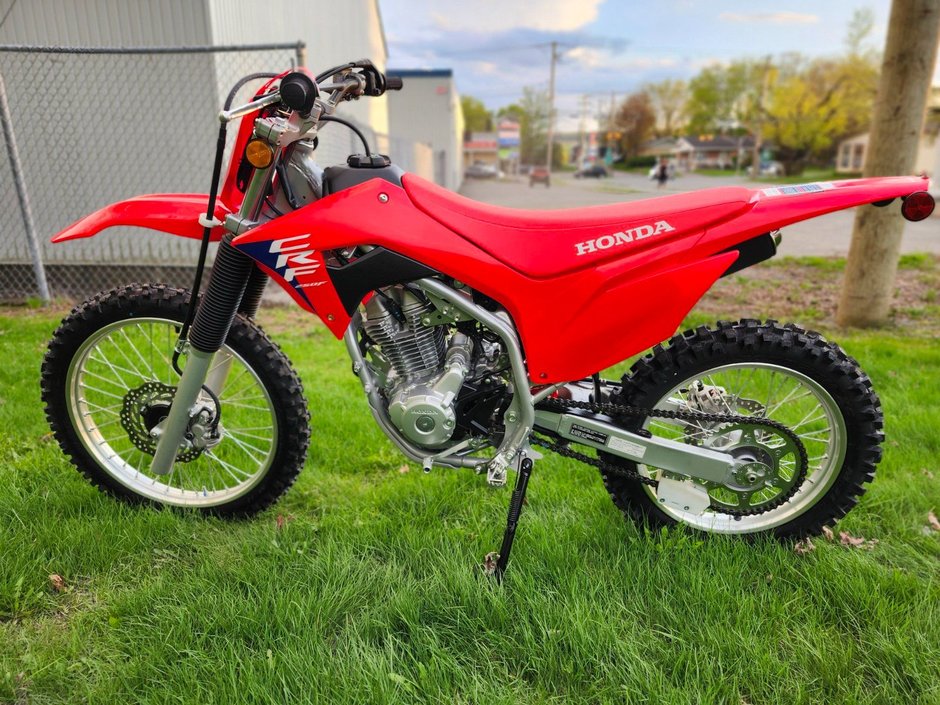Honda CRF250F TRAIL 2025