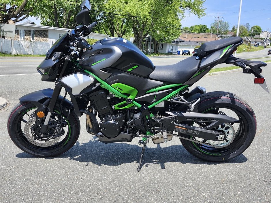 Kawasaki Z900 ABS - KTRC 2025